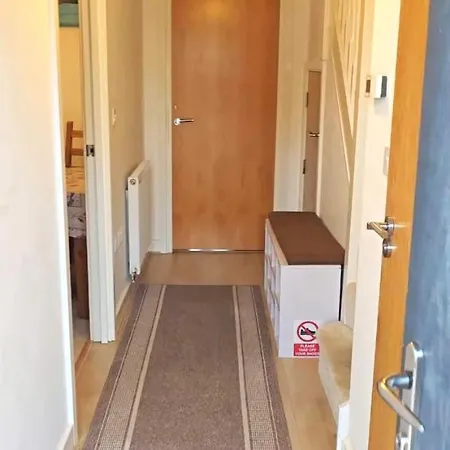 Saints - Netflix - Wifi Homestay szállás *